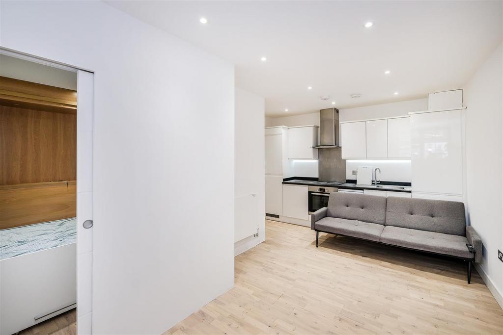 3 Glebeland Court-7.jpg