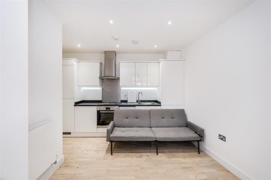 3 Glebeland Court-8.jpg