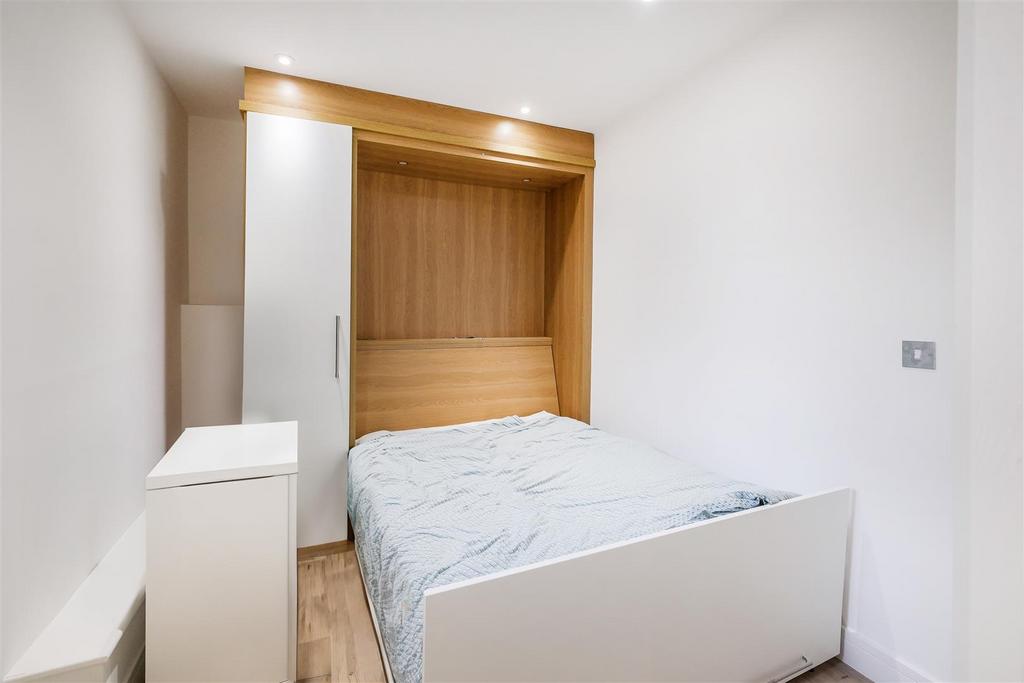 3 Glebeland Court-3.jpg
