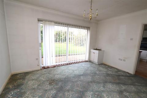 9 Lyndhurst Way, Hutton, Brentwood, CM13 2QZ