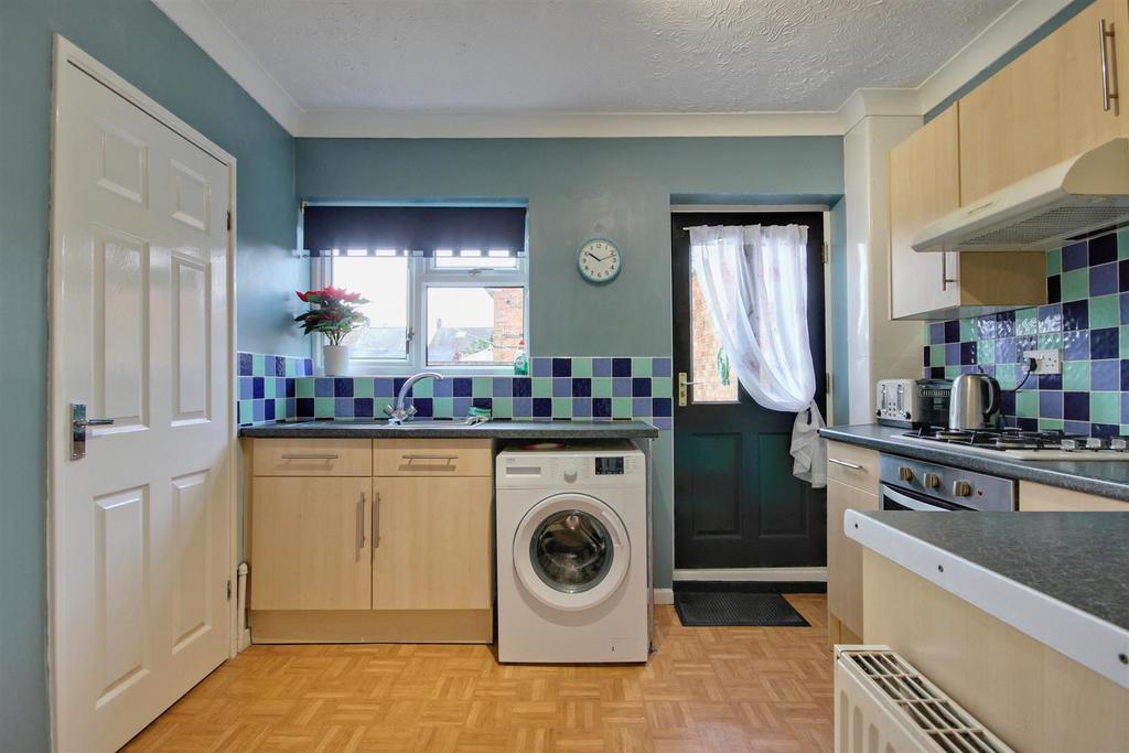 Bricknell Avenue, Hull 2 bed end of terrace house for sale £139,950