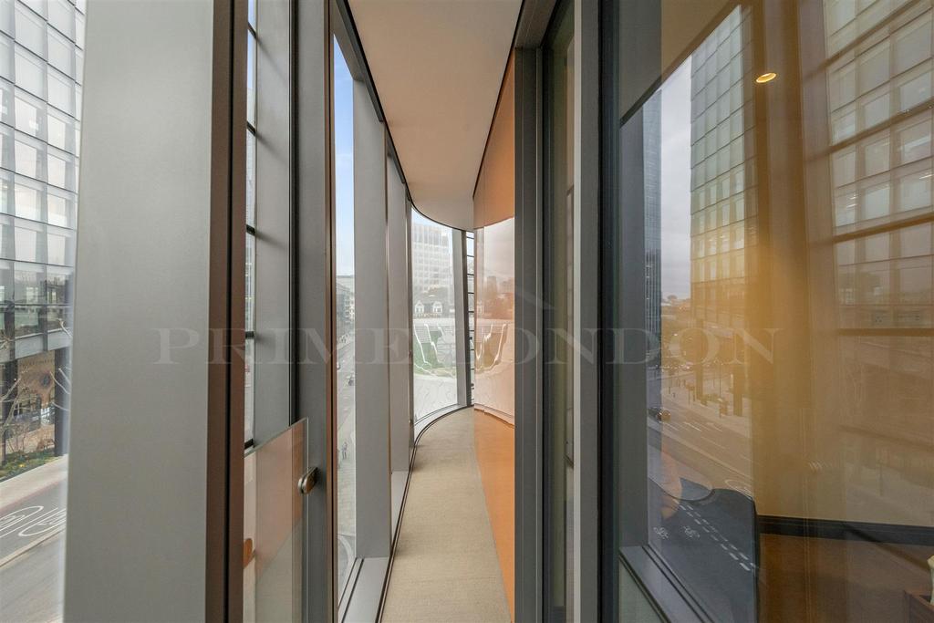 One Blackfriars, 116 One Blackfriars Road, London 1 bed apartment for sale £950,000
