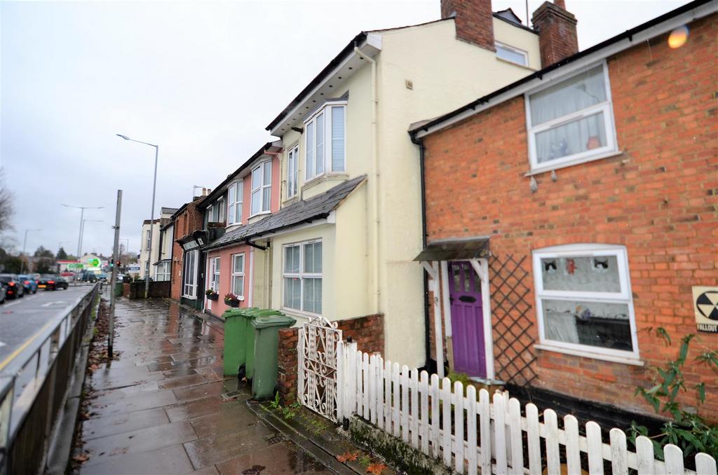 Wendover Road, Aylesbury 1 bed apartment £775 pcm (£179 pw)
