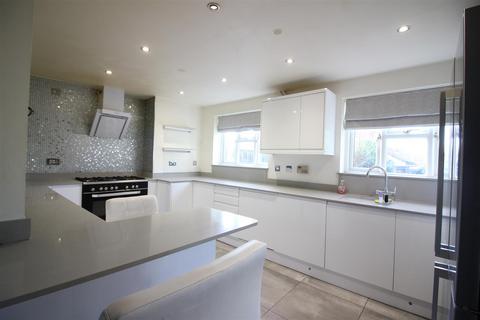 3 bedroom end of terrace house for sale, Westbury Rise, Harlow CM17