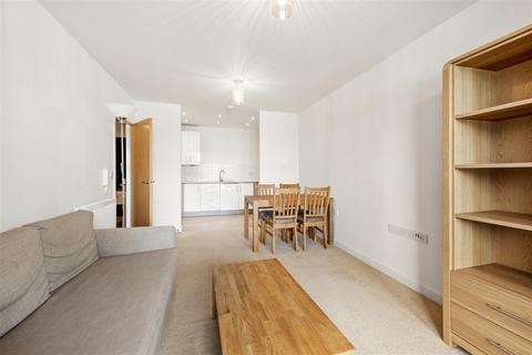 1 bedroom flat for sale, Lawrence Court, Acton W3