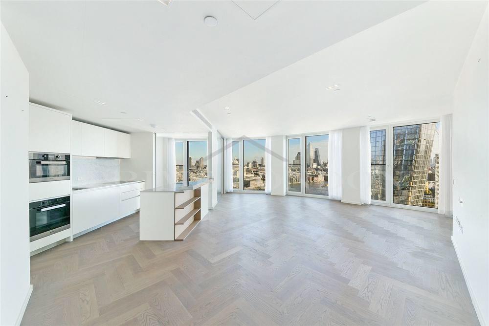 South Bank Tower, 55 Upper Ground, London 2 bed apartment for sale £