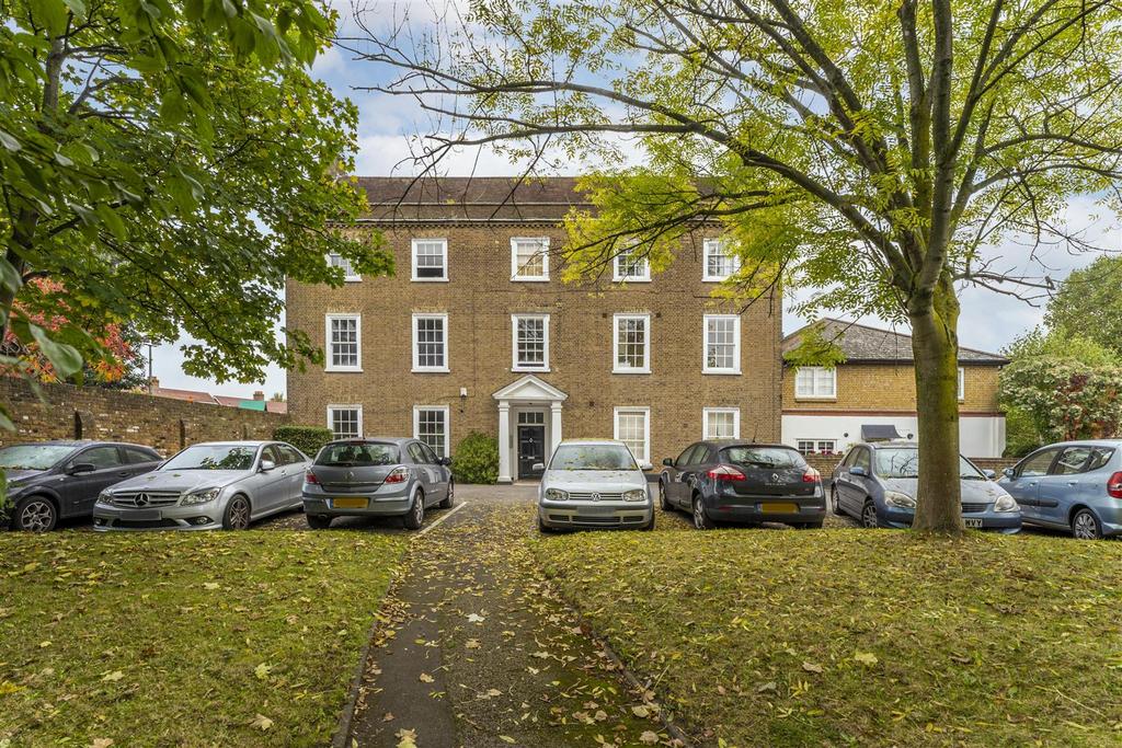 Little Ealing Lane, Ealing, W5 1 bed flat to rent £1,650 pcm (£381 pw)