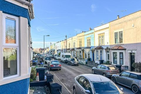 Flat 2, 56 Gwilliam Street, Bristol, BS3 4LS