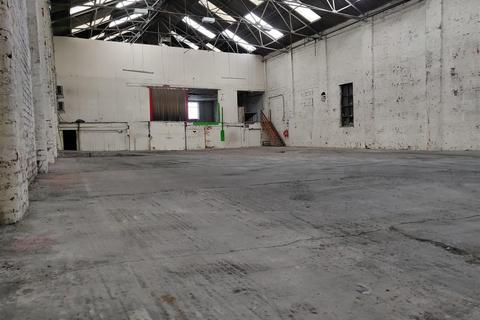 Industrial unit to rent - Bazaar Street, Salford, Manchester