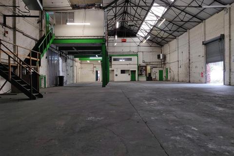 Industrial unit to rent - Bazaar Street, Salford, Manchester