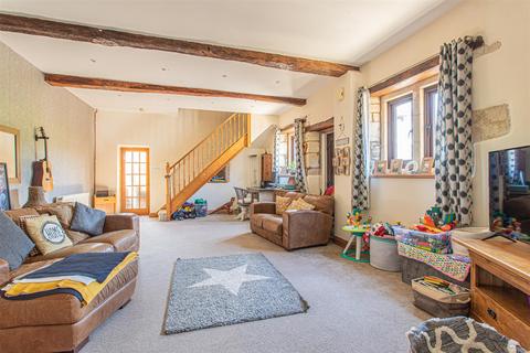 3 bedroom barn conversion for sale - Kingsdown, Corsham