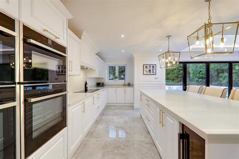 2 Furze Road, Worthing, BN13 3BP