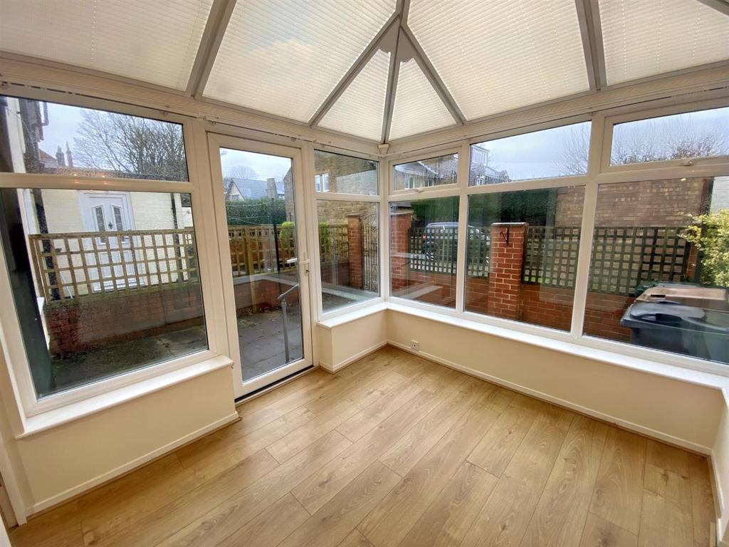 Front Street, Earsdon, Whitley Bay 3 bed terraced house £1,050 pcm (£