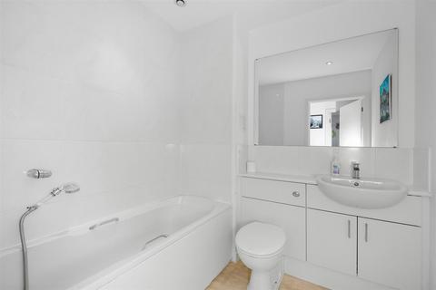 2 bedroom apartment for sale, 21 Whitestone Way, Croydon CR0