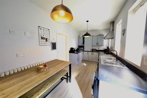 48 Calvert Road, Hull, HU5 5DD