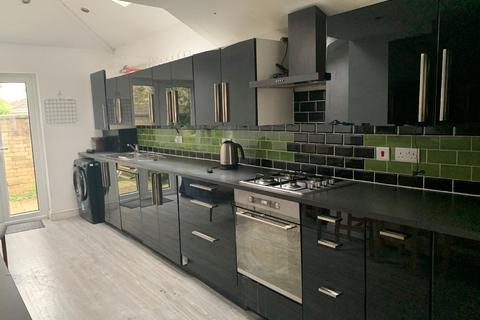 6 bedroom house to rent, Bristol BS16