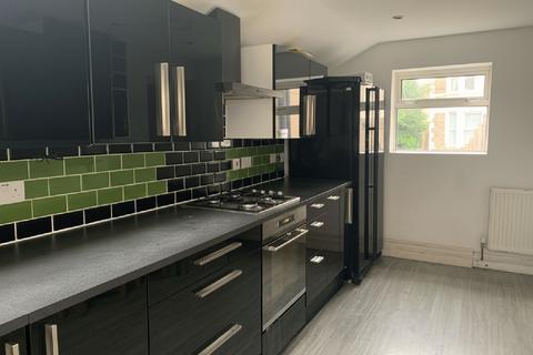 6 bedroom house to rent, Bristol BS16