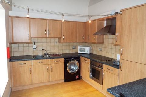 3 bedroom flat to rent, Foxrose Court, Sneinton, Nottingham NG3