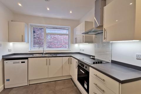 6 bedroom house to rent, Nottingham NG9