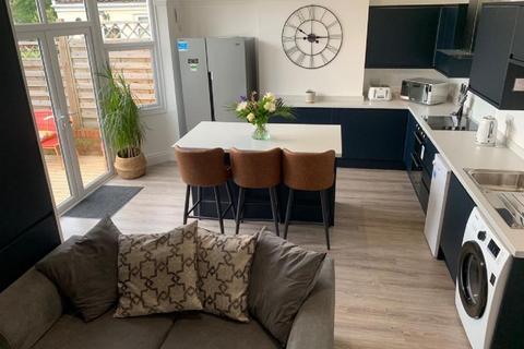 5 bedroom house to rent, Bristol BS16