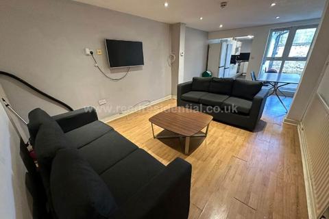 6 bedroom house to rent, Nottingham NG7