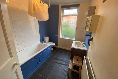 3 bedroom house share to rent, Nottingham NG7