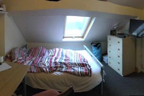5 bedroom flat to rent, Nottingham NG7