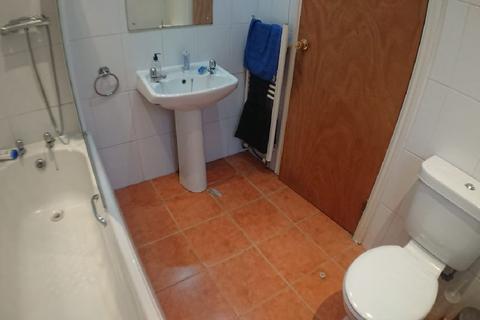 undefined, Birmingham B29