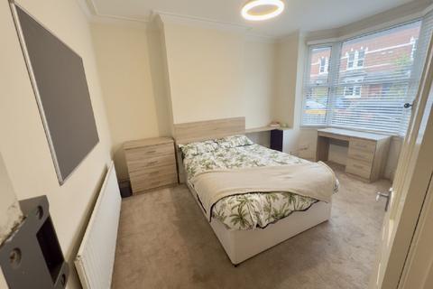 undefined, Birmingham B16