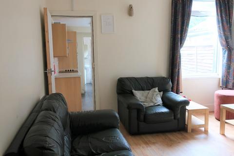 3 bedroom house share to rent, Birmingham B29