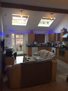 6 bedroom house to rent, Nottingham NG7