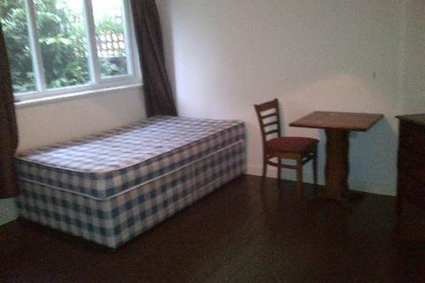 3 bedroom house to rent, Nottingham NG8