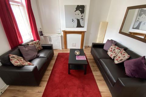 3 bedroom house share to rent, Nottingham NG9