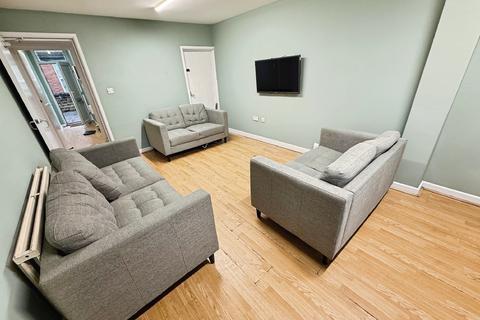 5 bedroom house to rent, Nottingham NG7
