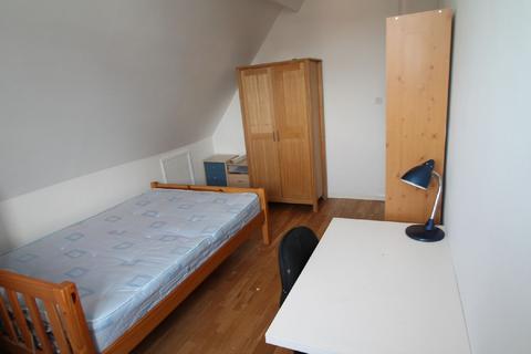 6 bedroom flat to rent, Nottingham NG7