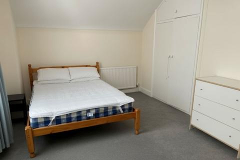 undefined, Nottingham NG7