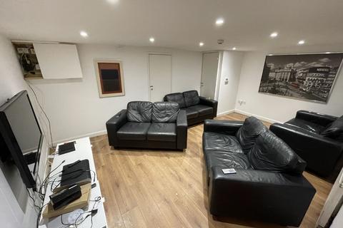 7 bedroom house share to rent, Birmingham B29