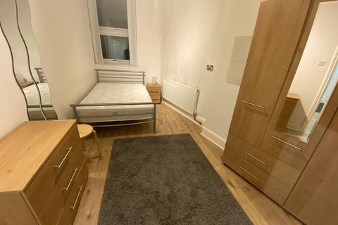 4 bedroom house share to rent, Nottingham NG7