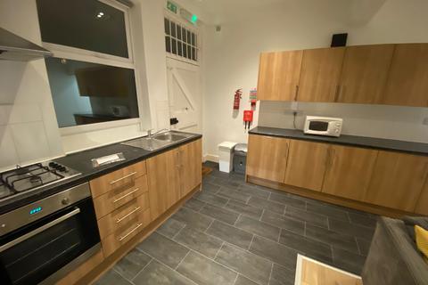 4 bedroom house share to rent, Nottingham NG7