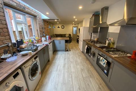 8 bedroom house to rent, Birmingham B29