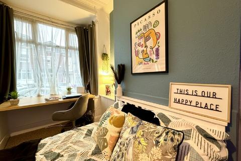 4 bedroom house to rent, Birmingham B29