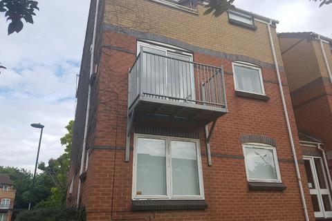 2 bedroom flat to rent, Nottingham NG7