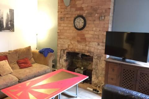 5 bedroom house share to rent, Nottingham NG7