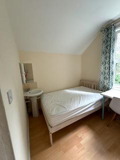 5 bedroom flat to rent, Nottingham NG7
