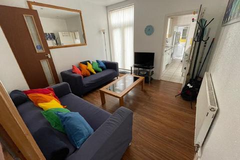 5 bedroom house share to rent, Birmingham B29