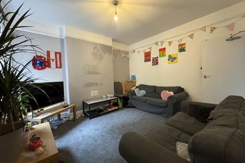 Nottingham NG7