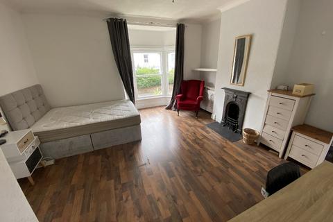 5 bedroom house share to rent, Birmingham B29