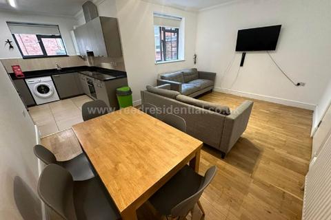 E Arthur Avenue, Lenton, Nottingham NG7