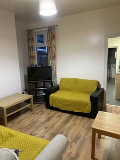 4 bedroom house share to rent, Birmingham B29