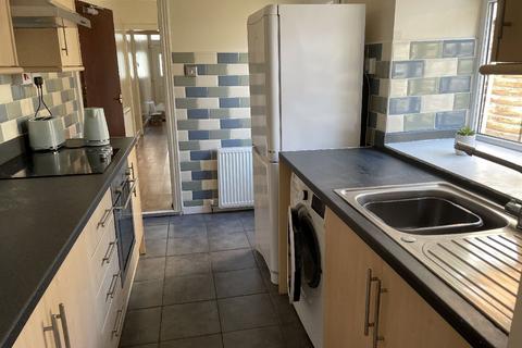 4 bedroom house share to rent, Birmingham B29